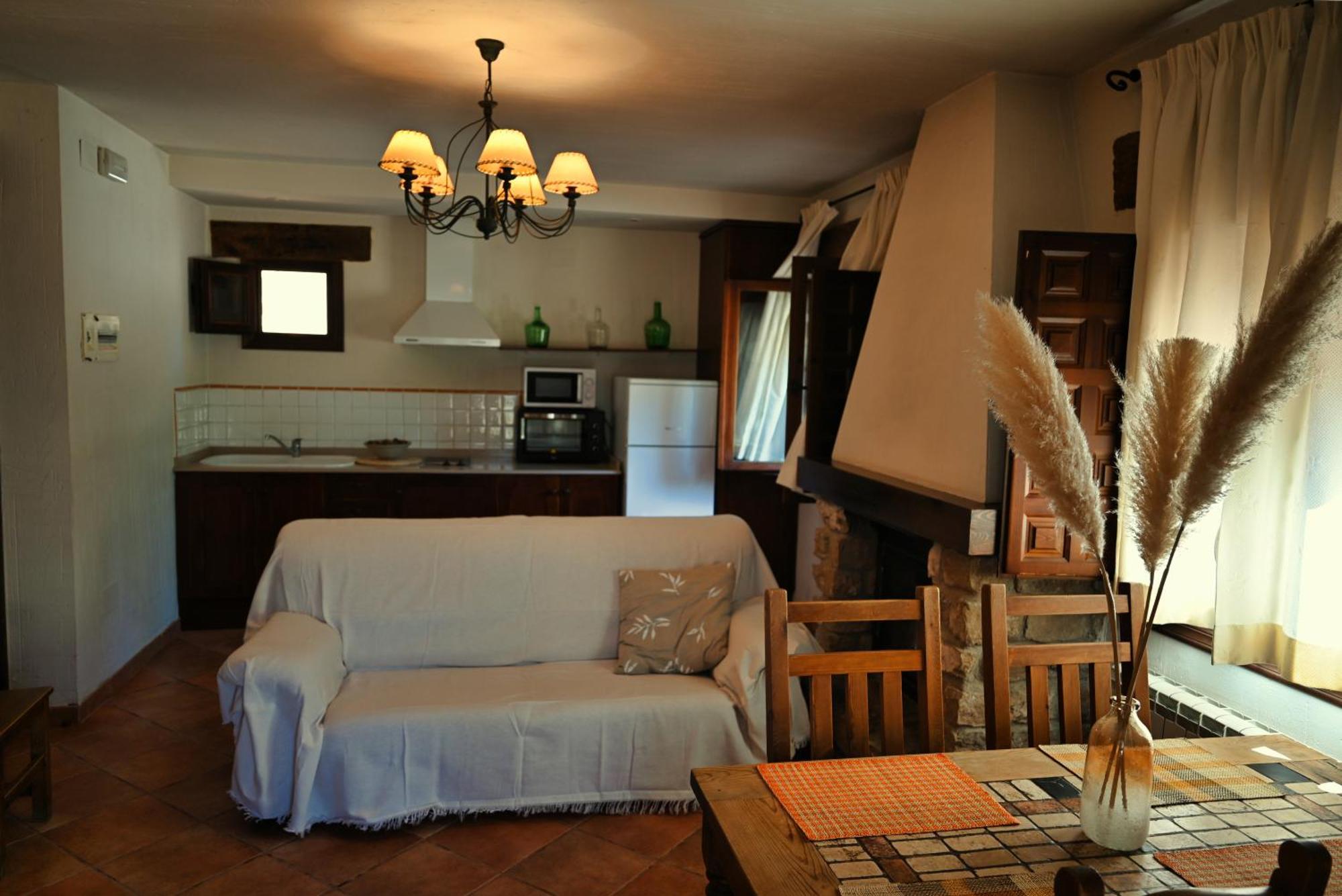 Casa Rural Nelia Villalba de la Sierra Bagian luar foto